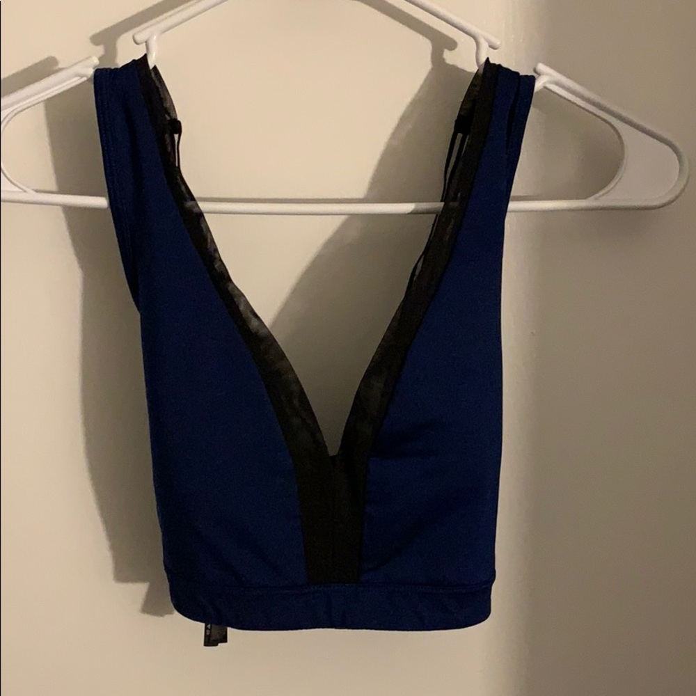 VS Sports Bra